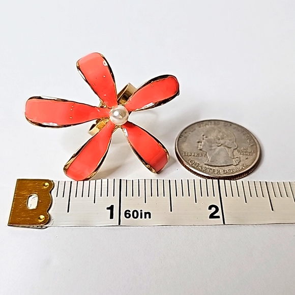 Large Flowered Custom Peach Ring W/Center Pearl & Gold Adj. Band OS - Picture 9 of 10